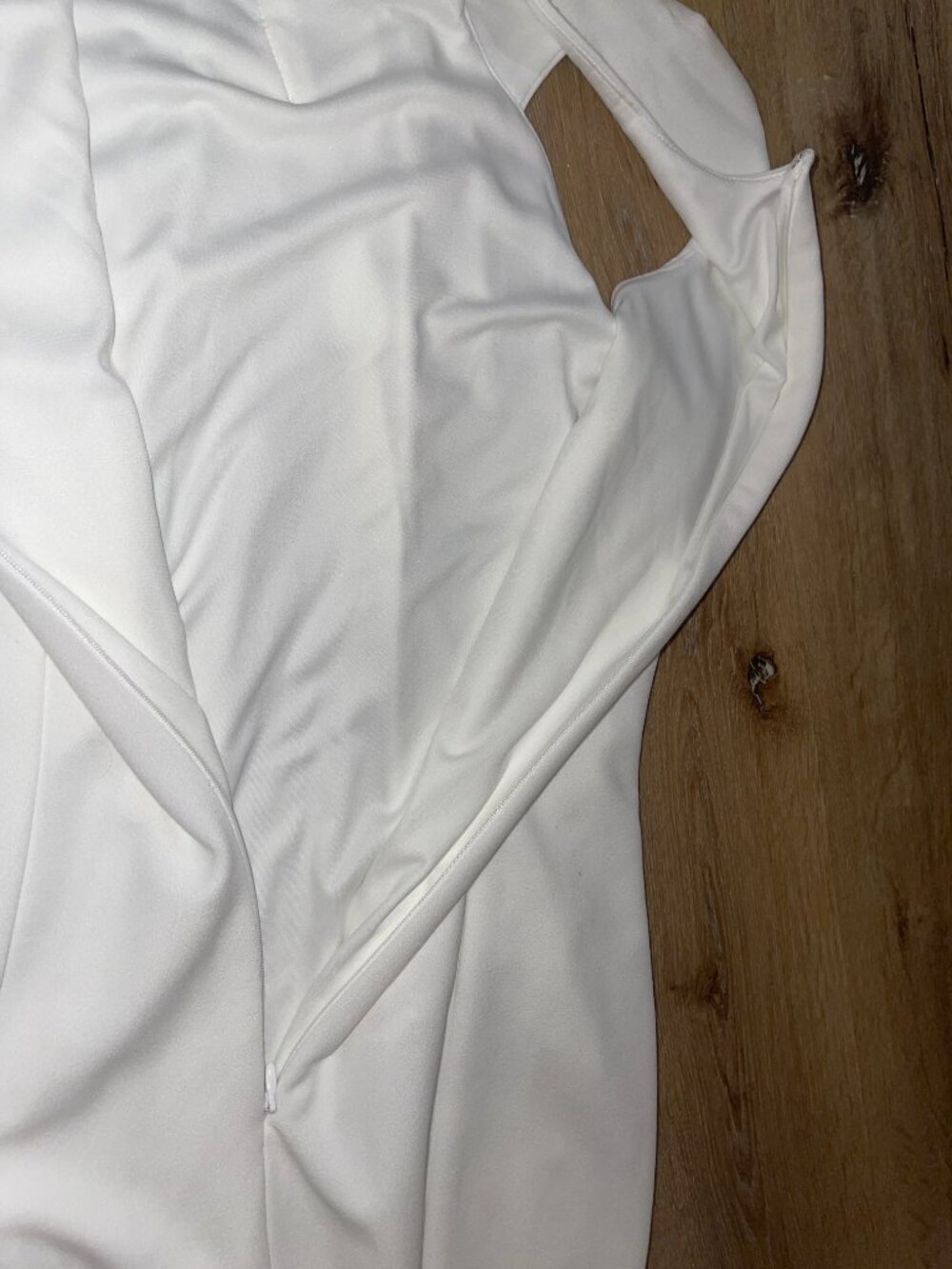 Calvin Klein Dress Size 6 White Sheath Pleated Halter Zipper NWT - Picture 7 of 9